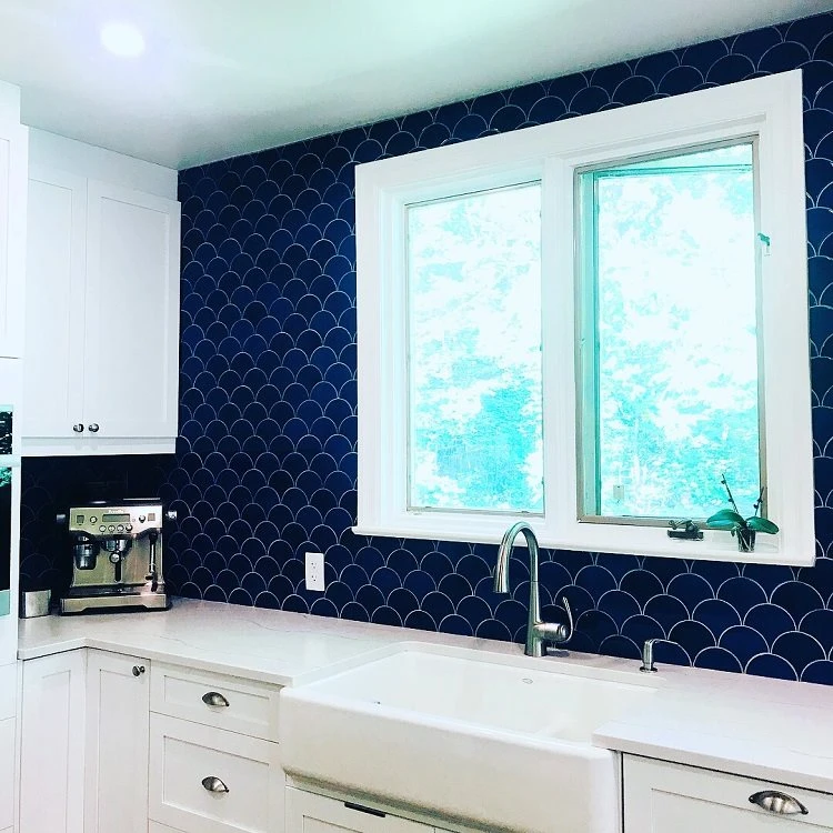 Carreau écaille Bleu Marine Nuancé 12.7x6.2 SQUAMA TURCHESE - 0.377m² – Image 2