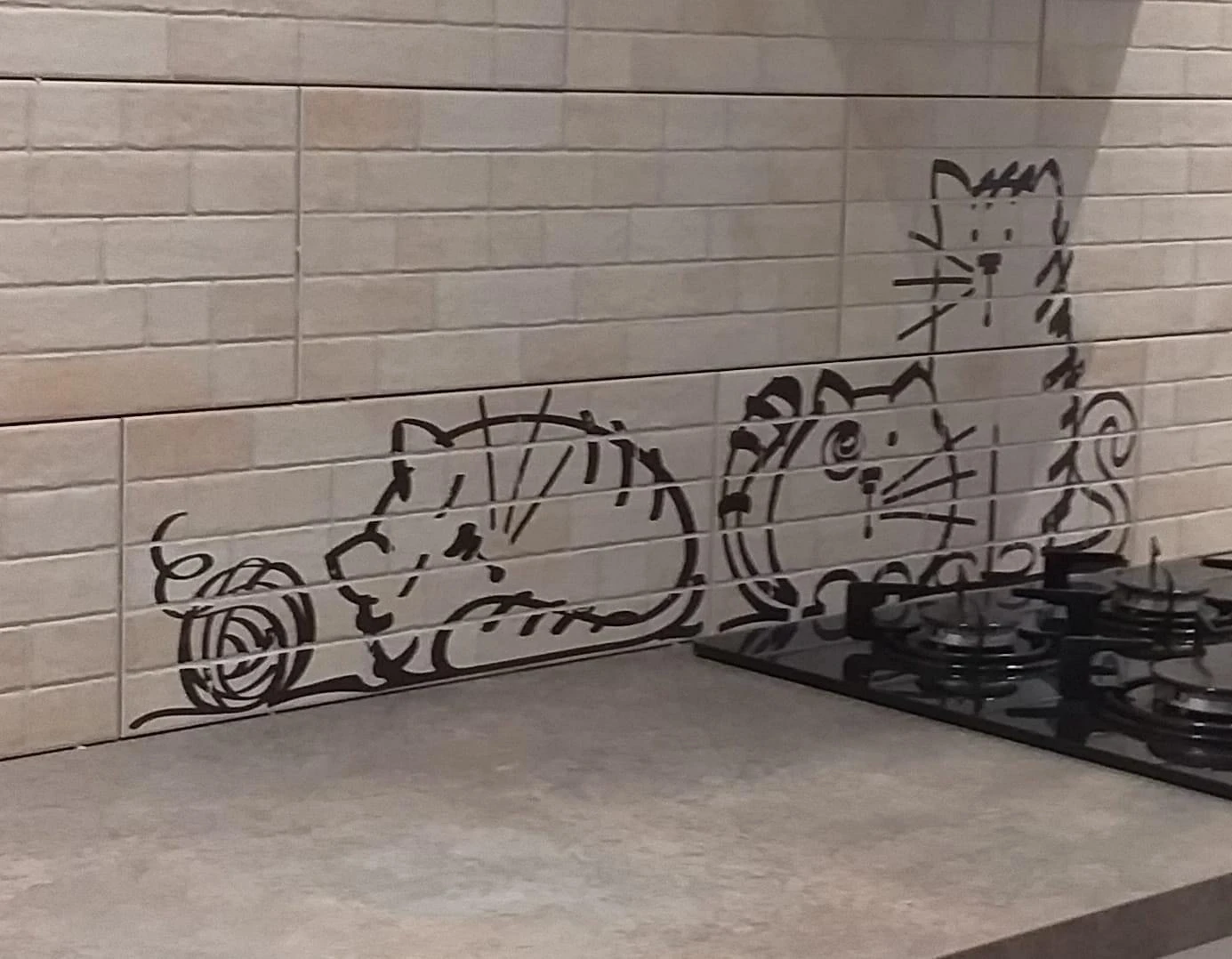 Parement Mural Briquettes Original Motif Chat Marlon Nuney 20x50cm - 4 Pièces – Image 7